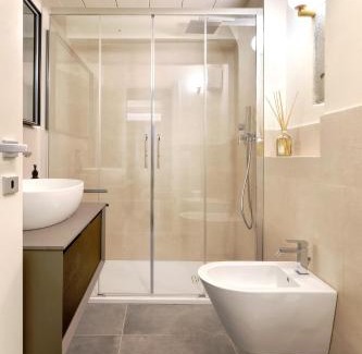 San Giovanni Apartment | Loft moderno vista centro città J House