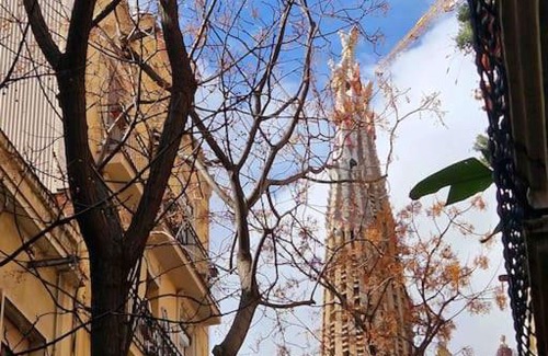La Sagrada Familia Apartment | Loft nearby Sagrada Familia