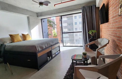 La Candelaria Apartment | Loft nuevo en el corazón de Medellín!