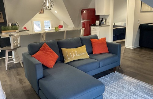 Olde Towne East House | Loft on Franklin - The most amazing backyard in the City