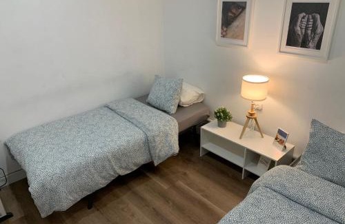L'Hospitalet de Llobregat Apartment | LOFT Sleeper Llum ,Aeropuerto