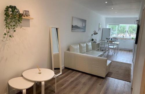 L'Hospitalet de Llobregat Apartment | LOFT Sleeper Llum ,Aeropuerto
