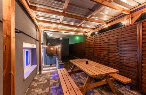 Herrlisheim Apartment | Loft SPA privatif 2-4 pers - Jacuzzi & Sauna près de Strasbourg