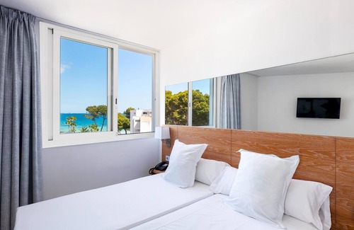 Muro Apartment | Loft studio with shared pool, near the beach