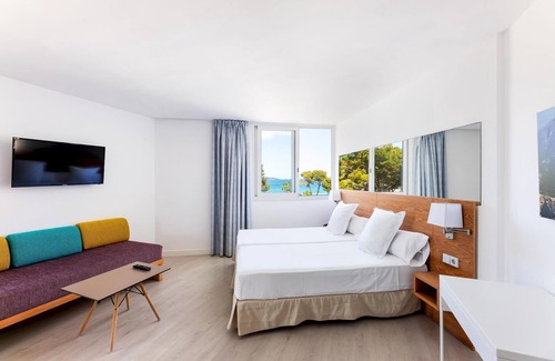Muro Apartment | Loft studio with shared pool, near the beach