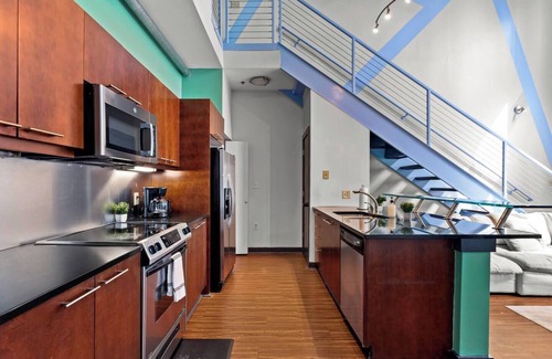 Atlantic Station Area Apartment | Loft-Style 2BR near Midtown Atlanta