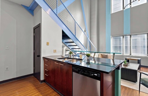Atlantic Station Area Apartment | Loft-Style 2BR near Midtown Atlanta