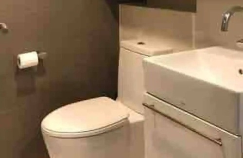 Khlong Toei Apartment | Loft unit 3 mins walk to Thonglo BTS