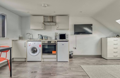 Birmingham Apartment | Loft Villa Studio Apartment