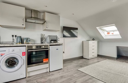 Birmingham Apartment | Loft Villa Studio Apartment