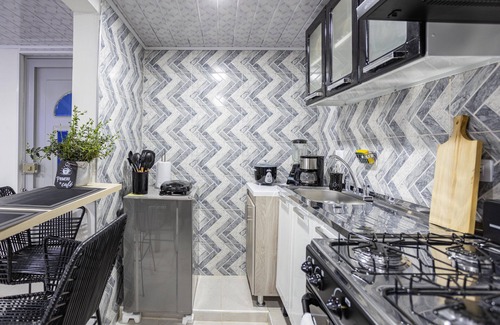 Fontibon Apartment | Loft with private terrace - 10 mins Airport & Embassy