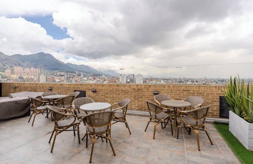 Barrios Unidos Apartment | Loft Zona Financiera