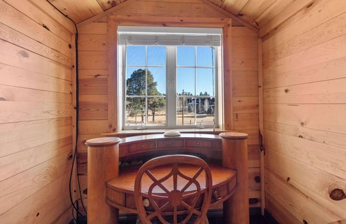 Heber Apartment | Lofted Legacy Barn, White Mountains AZ