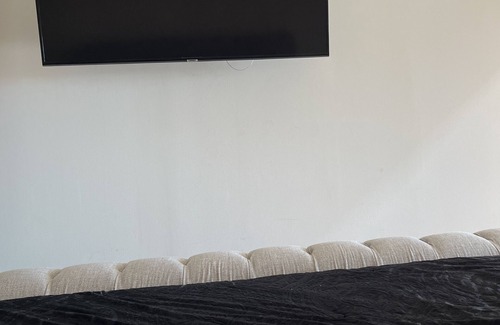 Peachtree Hills Condo | Lofts In The Near All Eateries