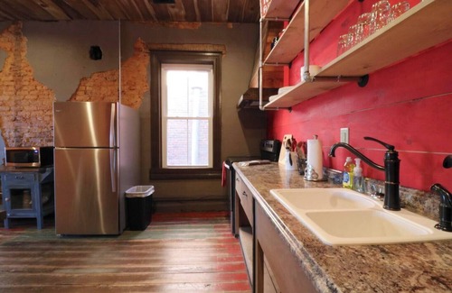 Walhalla Apartment | LOFTS OVER MAIN ~ Walhalla Studio