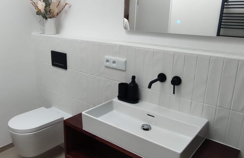 Flintsbach A. Inn Apartment | Loftwohnung in Altem Bauernhaus - Direkt am Strandbad