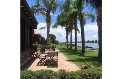 Okeechobee Cabin | Log Cabin Getaway