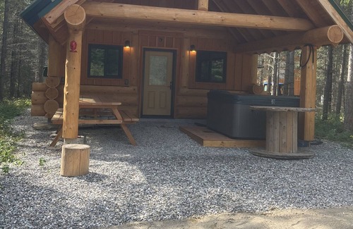 Golden Ski Chalet | Log Cabin in Golden