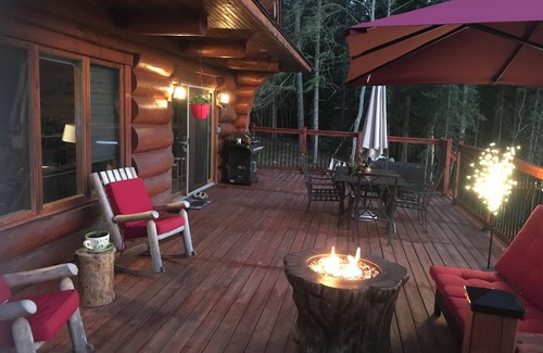 Val David Ski Chalet | Log cabin in the Laurentians, Quebec