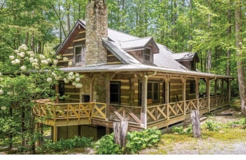 Cullowhee House | Log Cabin near Lake Glenville