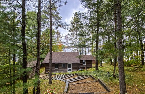 Johannesburg Cabin | Log Cabin on All-Sport Lake