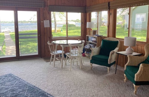 Detroit Lakes Cabin | Log Cabin on Lake Sallie