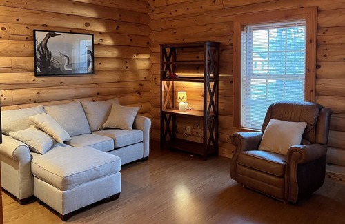 Cheboygan Cabin | Log Cabin on Long Lake