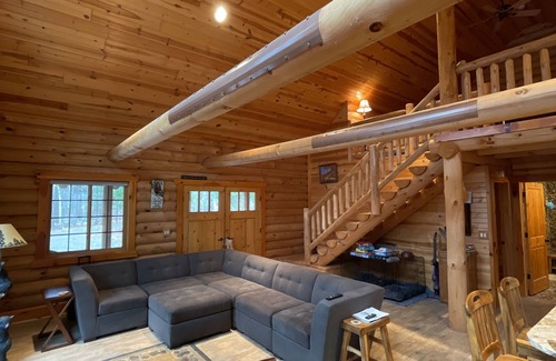 Babcock Cabin | Log cabin secluded on 80 acres