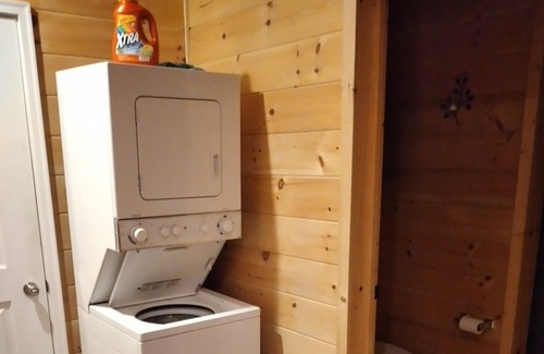 Cochranville Apartment | Log Cabin studio loft w/yard, firepit, woods, and stream! Many nearby ammenities