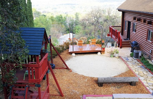 Simi Valley House | Log Cabin with a view in enchanting Simi Valley