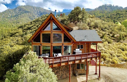 Pine Mountain Club Cabin | Log Cabin With Panoramic Views Of The Pines