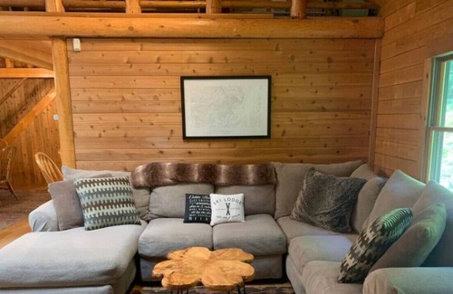 Shandaken Cabin | Log home in the heart of the Catskills