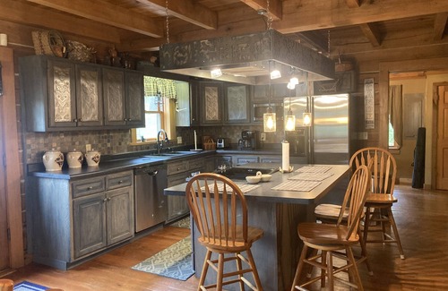 Park City Cabin | log home Only 10 min from Mammoth Cave Nat Park