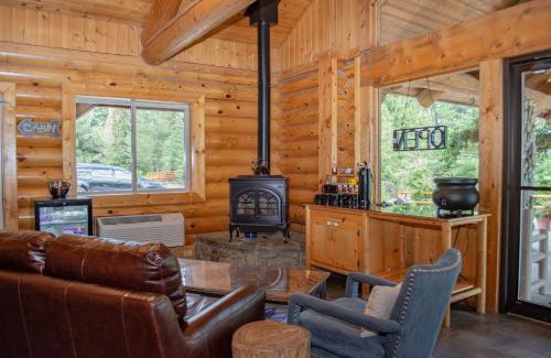Bonners Ferry Hotel | Log Inn Bonners Ferry