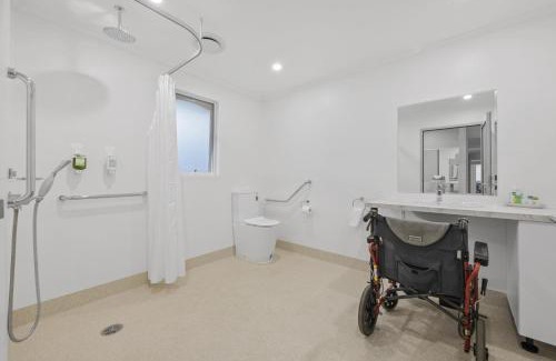 Warrnambool House | Logans Beach Apartments - BeachHouse