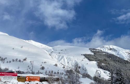 Saint-Sorlin-d'Arves Apartment | Logement 4/6 personnes à la montagne avec piscine