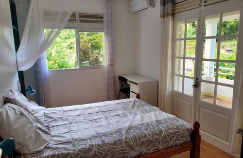 Basse-Terre House | logement accès piscine