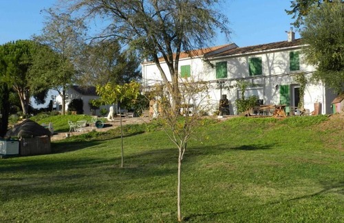Frejus Cottage | Logement au Bord de la Riviére "la Maison de Gaston"