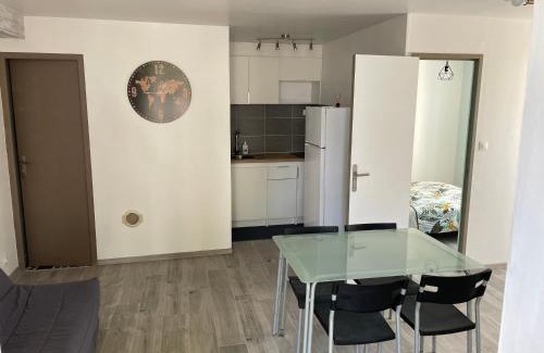 Soubise Apartment | Logement en bord de port