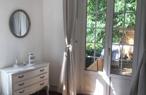 Besancon Apartment | Logement Entier : Appartement en Résidence