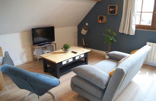 Saint-Jean-du-Cardonnay Apartment | Logement entier indépendant avec espace extérieur