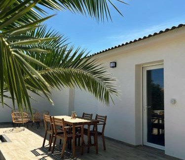 Folelli Villa | Logement indépendant avec piscine privée