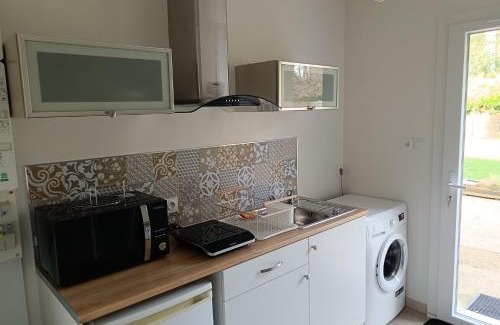 Guecelard Apartment | Logement indépendant