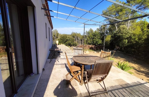 Sillans-la Cascade House | Logement Indépendant, Villa Quartier Calme et Verdoyant