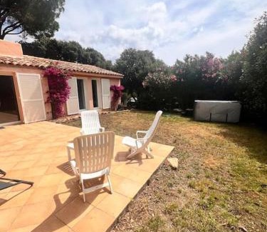Santa Giulia House | Logement Linotte, 600m à pied Santa Giulia Jacuzzi