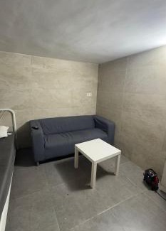 Sint-Jans-Molenbeek Apartment | Logement privé sous sol accès autonome