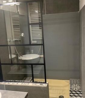 Vedene Apartment | Logement sur pte cour, rez de chaussée, WIFI, CLIM