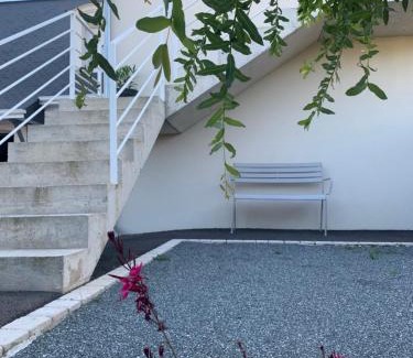 Brain-sur-l'Authion Apartment | Logement T2 indépendant 10 mn Angers