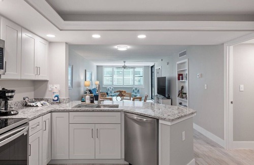 Sanibel Condo | Loggerhead 261- Gorgeous Two Bedroom Condo with Fantastic Amenities