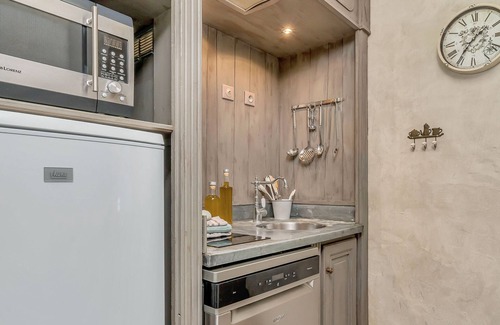 Oppede Condo | Loggia 8 Laurier | Résidence Les Petitons